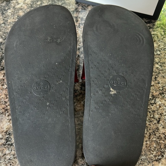 Gucci Guccissima Red Slides - Picture 6 of 7